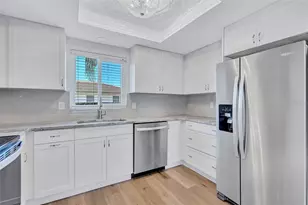 191 Vista Hermosa Cir, Sarasota, FL 34242 - Photo 12