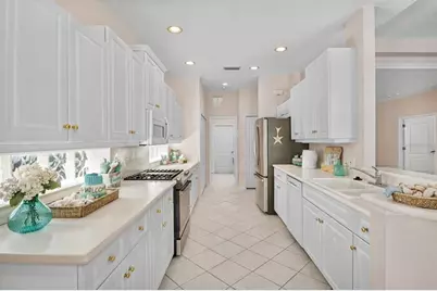 8335 Nice Way, Sarasota, FL 34238 - Photo 20