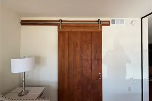 618 Bird Bay Dr S, Venice, FL 34285 - Photo 10