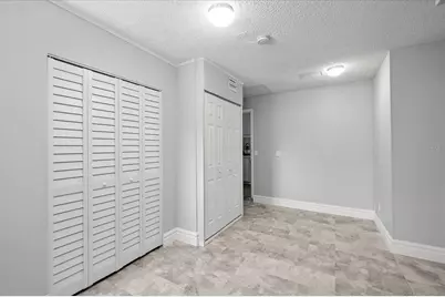 3601 Egerton Circle, Sarasota, FL 34233 - Photo 12