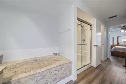 3601 Egerton Circle, Sarasota, FL 34233 - Photo 22