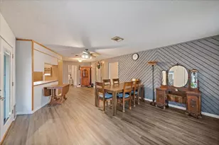 3601 Egerton Cir, Sarasota, FL 34233 - Photo 28