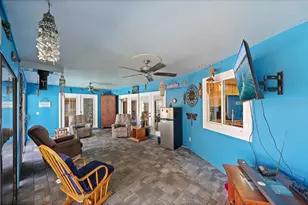 3601 Egerton Cir, Sarasota, FL 34233 - Photo 4