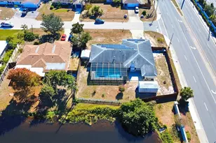 3601 Egerton Cir, Sarasota, FL 34233 - Photo 40