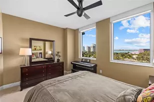 800 N Tamiami Trail, Sarasota, FL 34236 - Photo 10