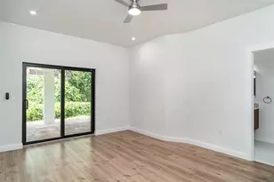 2141 Cork Oak St, Sarasota, FL 34232 - Photo 10