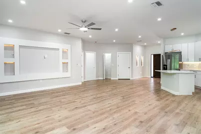 2141 Cork Oak Street, Sarasota, FL 34232 - Photo 6