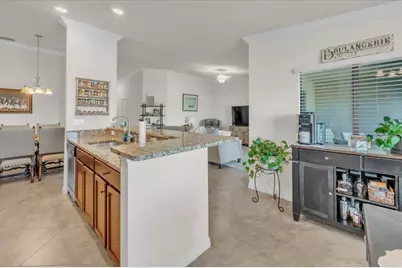 5527 Palmer Circle #203, Bradenton, FL 34211 - Photo 10