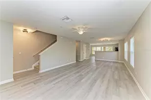 8626 Majestic Elm Ct, Lakewood Ranch, FL 34202 - Photo 10