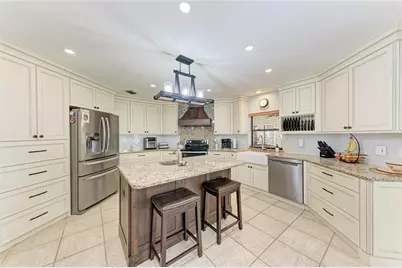 850 Palm View Way, Sarasota, FL 34240 - Photo 10