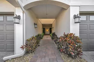 4083 Overture Cir, Bradenton, FL 34209 - Photo 2