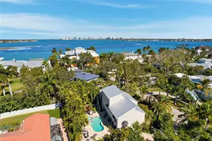 3446 Anglin Dr, Sarasota, FL 34242 - Photo 4