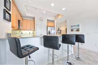 7702 Lake Vista Court #305, Lakewood Ranch, FL 34202 - Photo 10