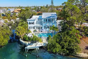 4712 Higel Ave, Sarasota, FL 34242 - Photo 80