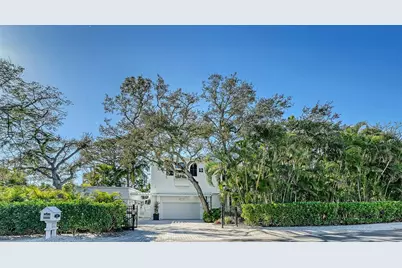 4712 Higel Avenue, Sarasota, FL 34242 - Photo 4