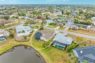 3871 Easton St, Sarasota, FL 34238 - Photo 6