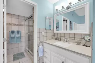 3601 E Bay Dr, Holmes Beach, FL 34217 - Photo 18