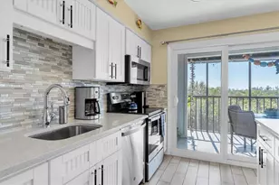 3601 E Bay Dr, Holmes Beach, FL 34217 - Photo 12