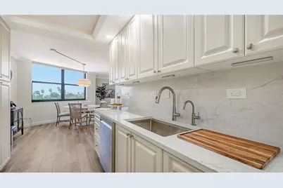 1000 Longboat Club Road #403, Longboat Key, FL 34228 - Photo 24