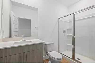 8025 Gulfstream Court, Lakewood Ranch, FL 34202 - Photo 18