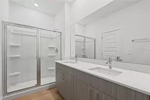 8025 Gulfstream Ct, Lakewood Ranch, FL 34202 - Photo 28