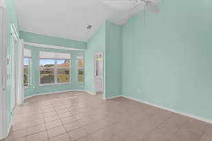 4031 Caddie Dr E, Bradenton, FL 34203 - Photo 12