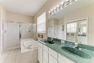 835 Cedarcrest Ct, Sarasota, FL 34232 - Photo 30