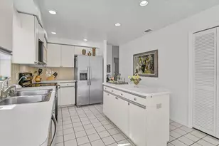 4640 Peridia Blvd E, Bradenton, FL 34203 - Photo 8