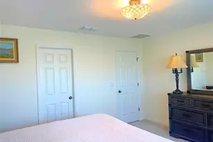 3558 74th Ave Cir E, Sarasota, FL 34243 - Photo 6