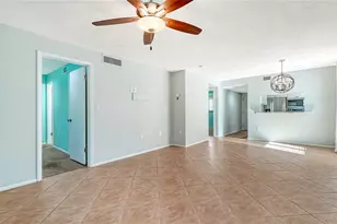 2448 Clubhouse Dr, Sarasota, FL 34232 - Photo 10