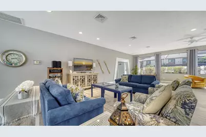 2448 Clubhouse Drive #201, Sarasota, FL 34232 - Photo 30