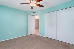 2448 Clubhouse Dr, Sarasota, FL 34232 - Photo 18