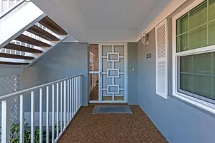 1233 Edgewater Cir, Bradenton, FL 34209 - Photo 6