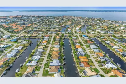 360 Capri Isles Court, Punta Gorda, FL 33950 - Photo 2