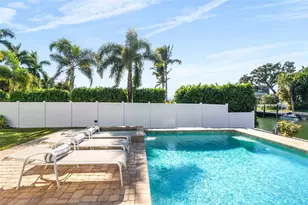 1725 Baywood Dr, Sarasota, FL 34231 - Photo 18