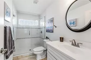 1725 Baywood Dr, Sarasota, FL 34231 - Photo 14