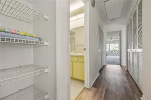 4231 Center Gate Ln, Sarasota, FL 34233 - Photo 30