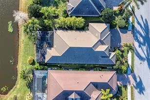 7833 Valderrama Way, Lakewood Ranch, FL 34202 - Photo 40