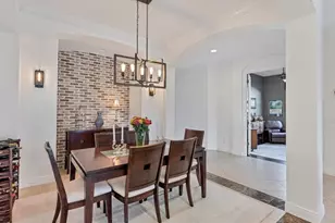 7833 Valderrama Way, Lakewood Ranch, FL 34202 - Photo 8