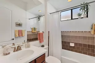 7833 Valderrama Way, Lakewood Ranch, FL 34202 - Photo 28