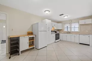 1010 Indian Beach Dr Dr, Sarasota, FL 34234 - Photo 24