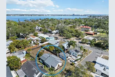 2710 3rd Avenue W, Bradenton, FL 34205 - Photo 2