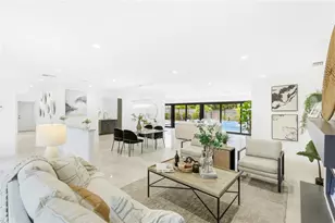 526 Bird Key Dr, Sarasota, FL 34236 - Photo 8