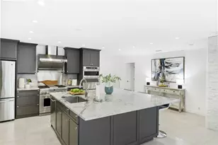 526 Bird Key Dr, Sarasota, FL 34236 - Photo 24