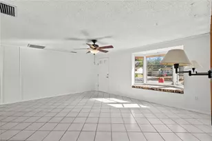 3717 Prado Dr, Sarasota, FL 34235 - Photo 6