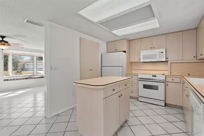 3717 Prado Drive, Sarasota, FL 34235 - Photo 12