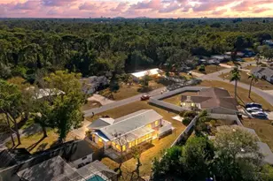 3717 Prado Dr, Sarasota, FL 34235 - Photo 2