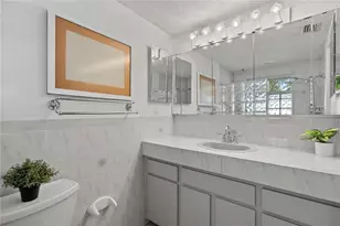 3717 Prado Dr, Sarasota, FL 34235 - Photo 24