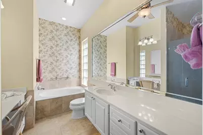 7782 Uliva Way, Sarasota, FL 34238 - Photo 16