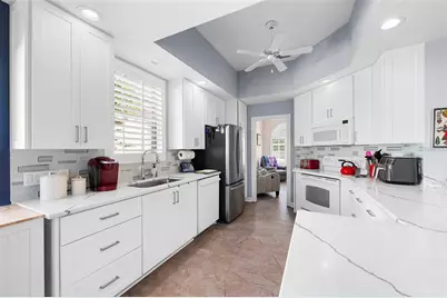 5735 Wilena Place, Sarasota, FL 34238 - Photo 8